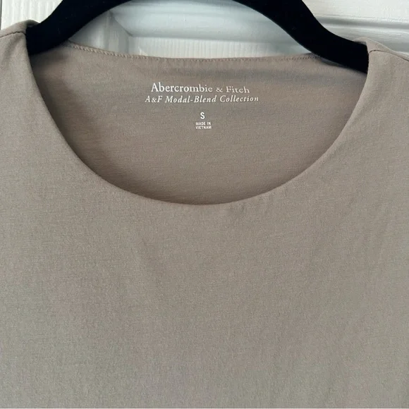 Abercrombie and Fitch Modal Tan Ruched Sleeveless Thong Bodysuit Women’s Small - Picture 2 of 5